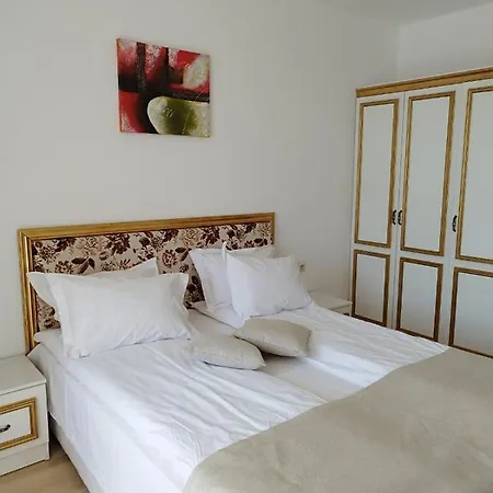 Apartment Aphrodite Gardens Slantschew brjag