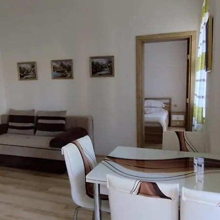 Aphrodite Gardens Apartment Slantschew brjag